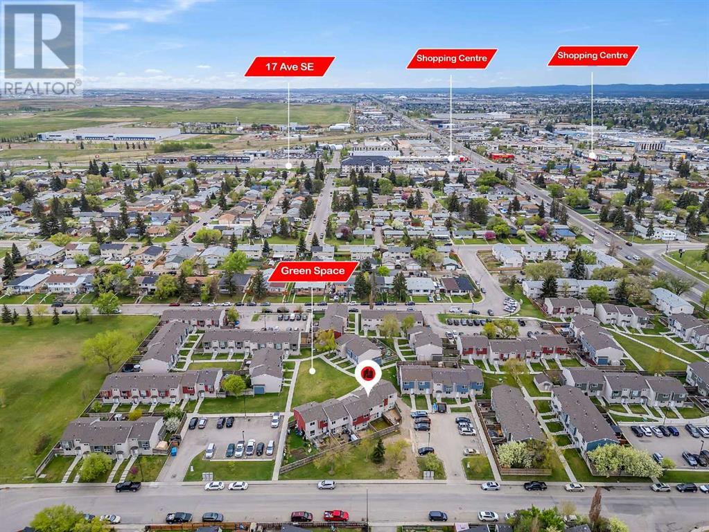 Single Family House for Sale in   Pensacola Crescent SE Penbrooke Meadows Calgary 