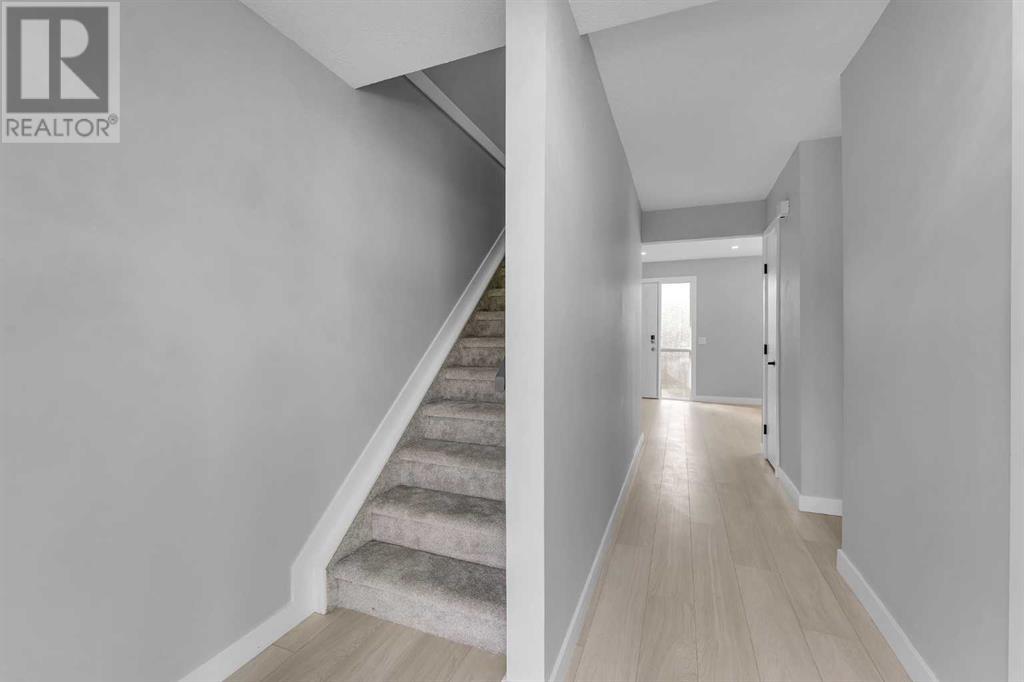 Single Family House for Sale in   Pensacola Crescent SE Penbrooke Meadows Calgary 