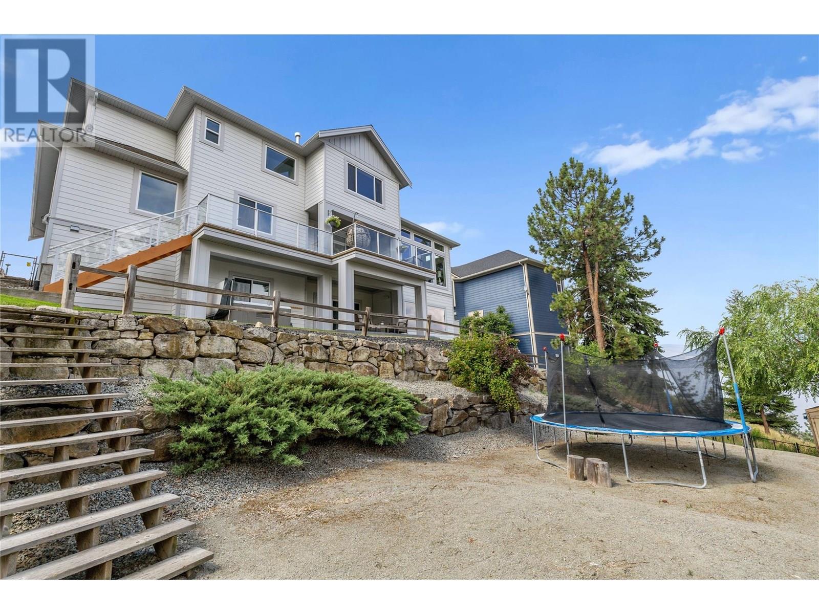  404 Quilchena Crescent, Kelowna