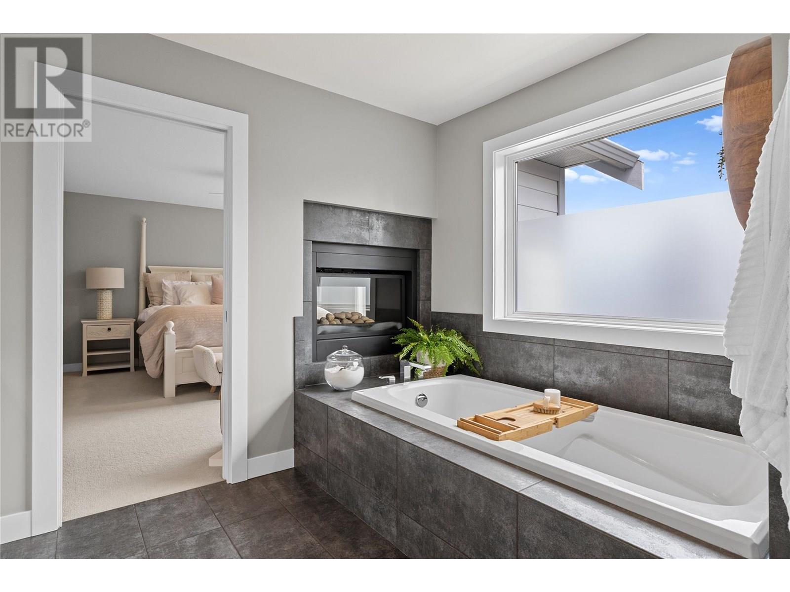  404 Quilchena Crescent, Kelowna