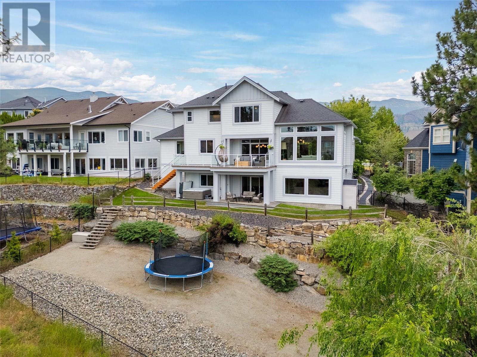  404 Quilchena Crescent, Kelowna