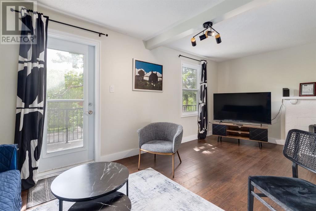 Single Family House for Sale in   Avenue SW Cliff Bungalow Calgary 
