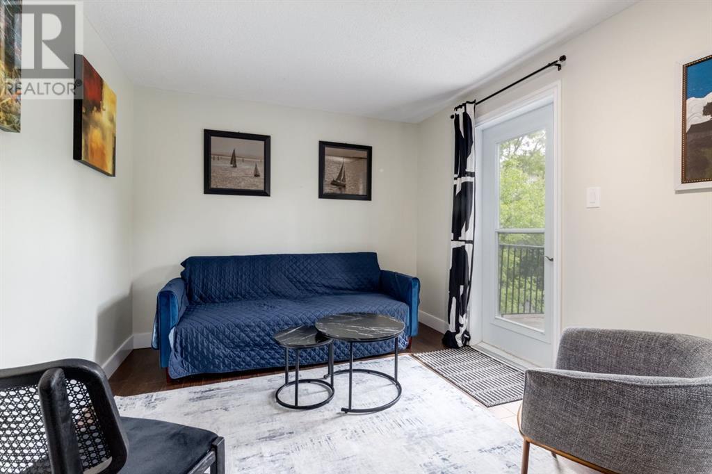 Single Family House for Sale in   Avenue SW Cliff Bungalow Calgary 