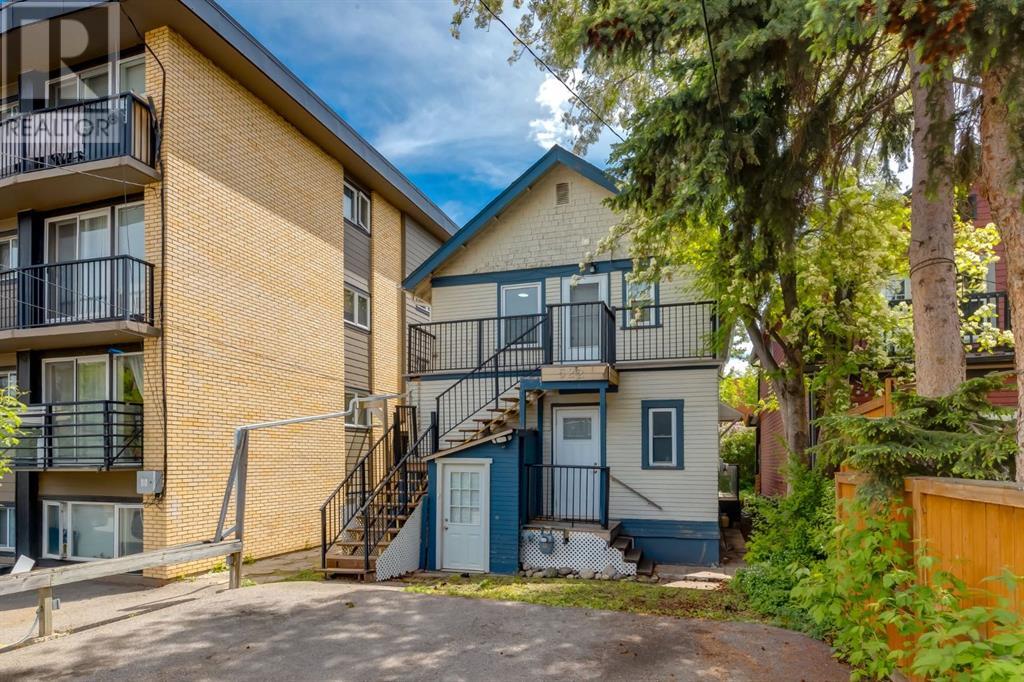 Single Family House for Sale in   Avenue SW Cliff Bungalow Calgary 