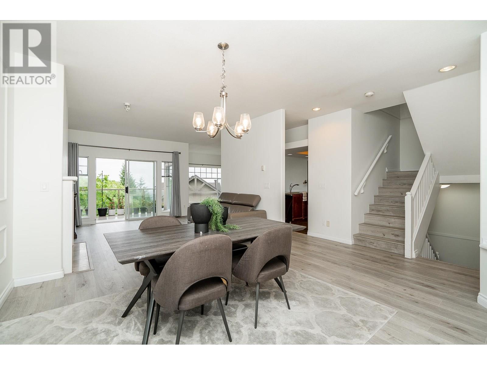Photo 2 of 32 2979 Panorama Drive, Coquitlam BC