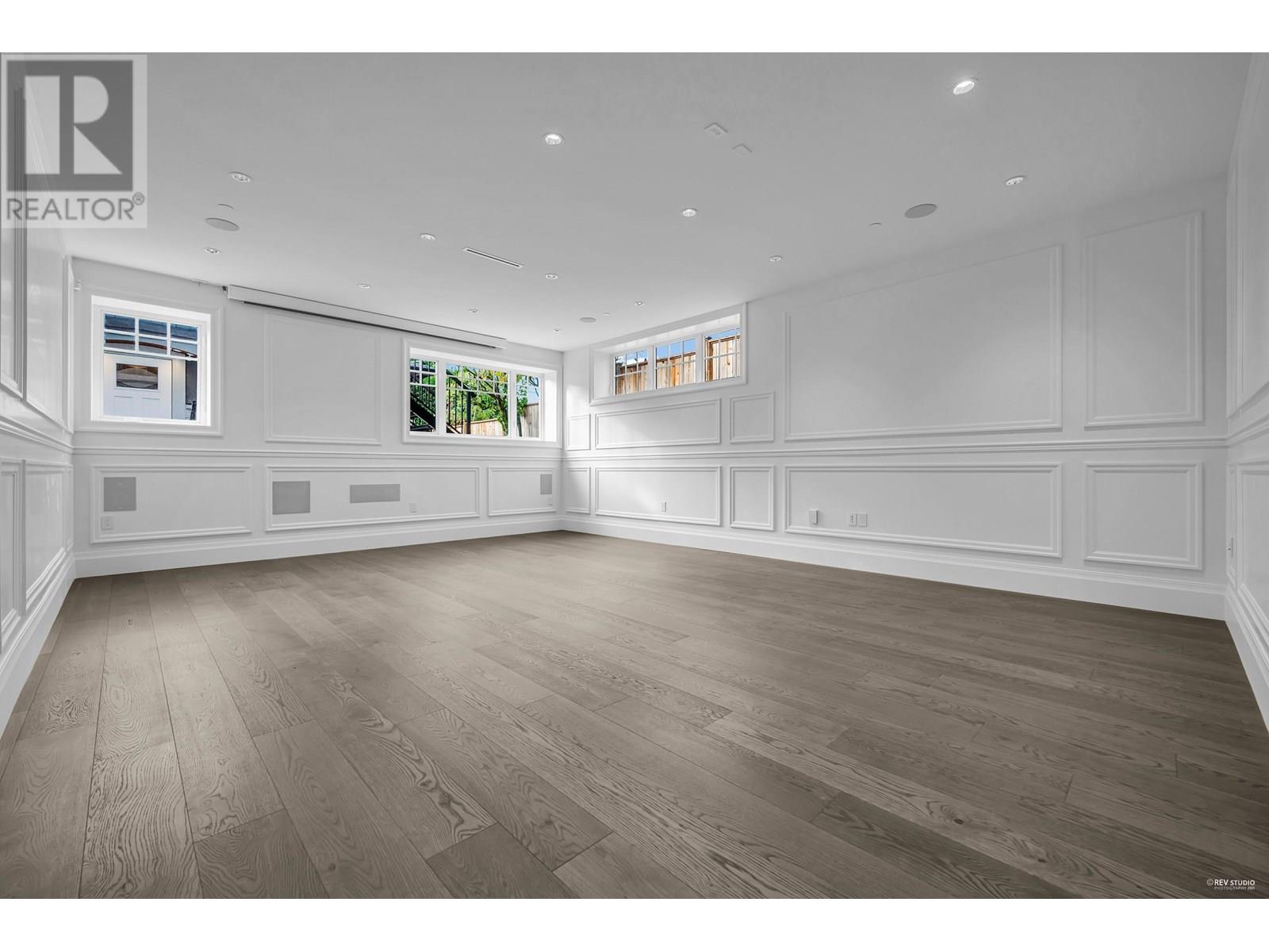 Photo 28 of 3070 W 44th Avenue, Vancouver BC