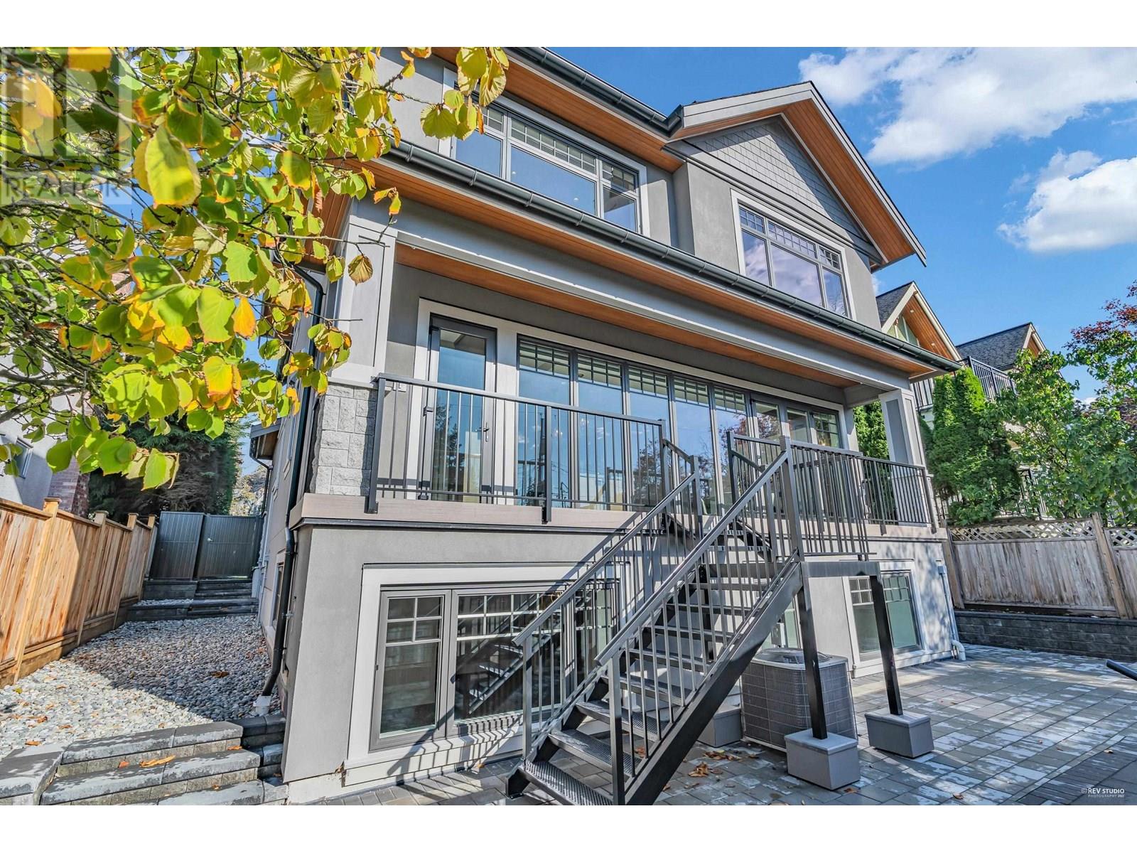 Photo 36 of 3070 W 44th Avenue, Vancouver BC