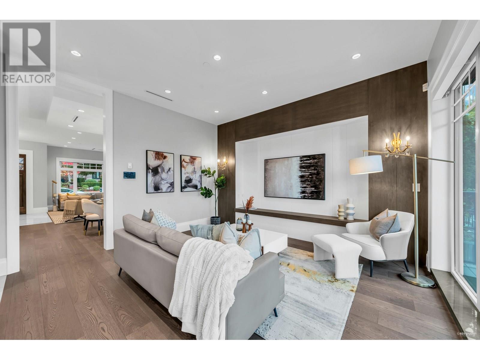 Photo 9 of 3070 W 44th Avenue, Vancouver BC