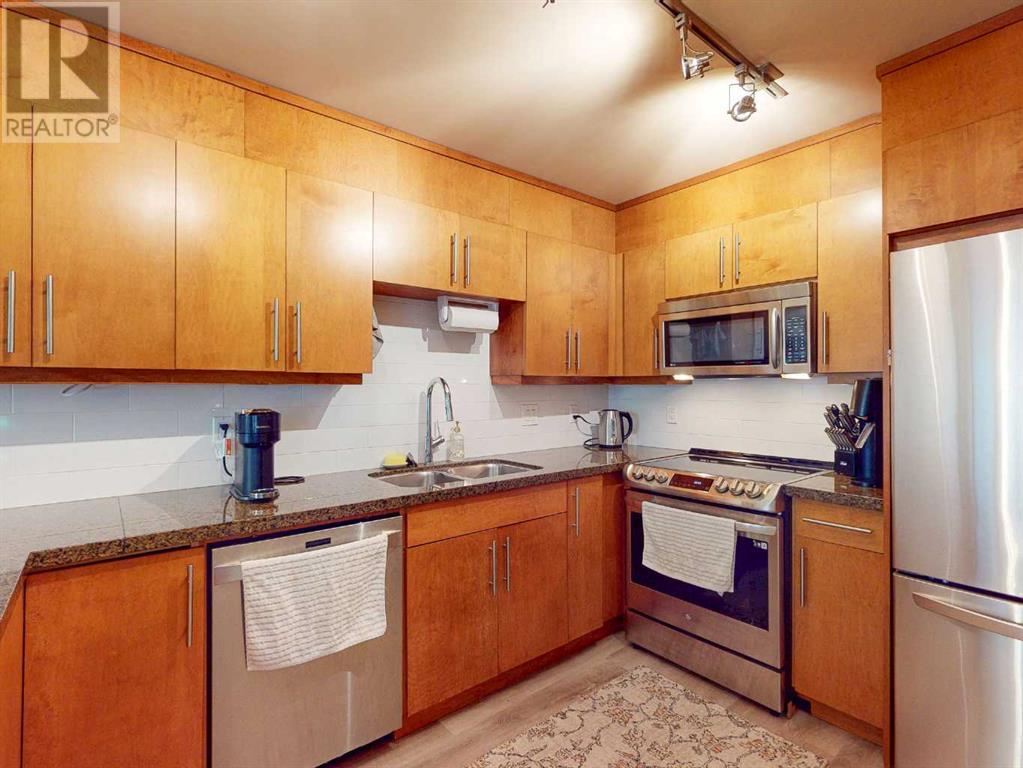 Single Family House for Sale in    Avenue NE Crescent Heights Calgary 