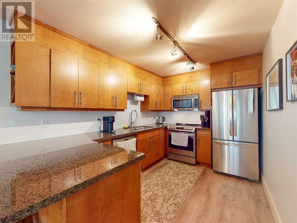 Single Family House for Sale in    Avenue NE Crescent Heights Calgary 