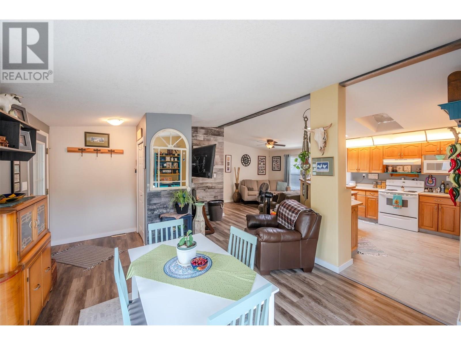 4505 McLean Creek Road Unit# F6, Okanagan Falls