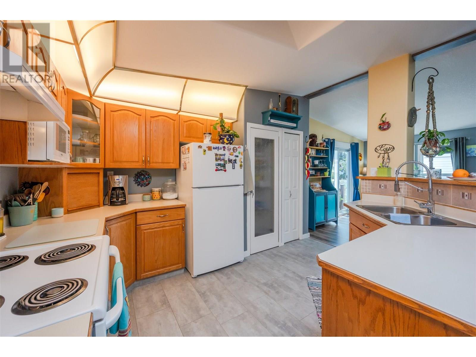 4505 McLean Creek Road Unit# F6, Okanagan Falls