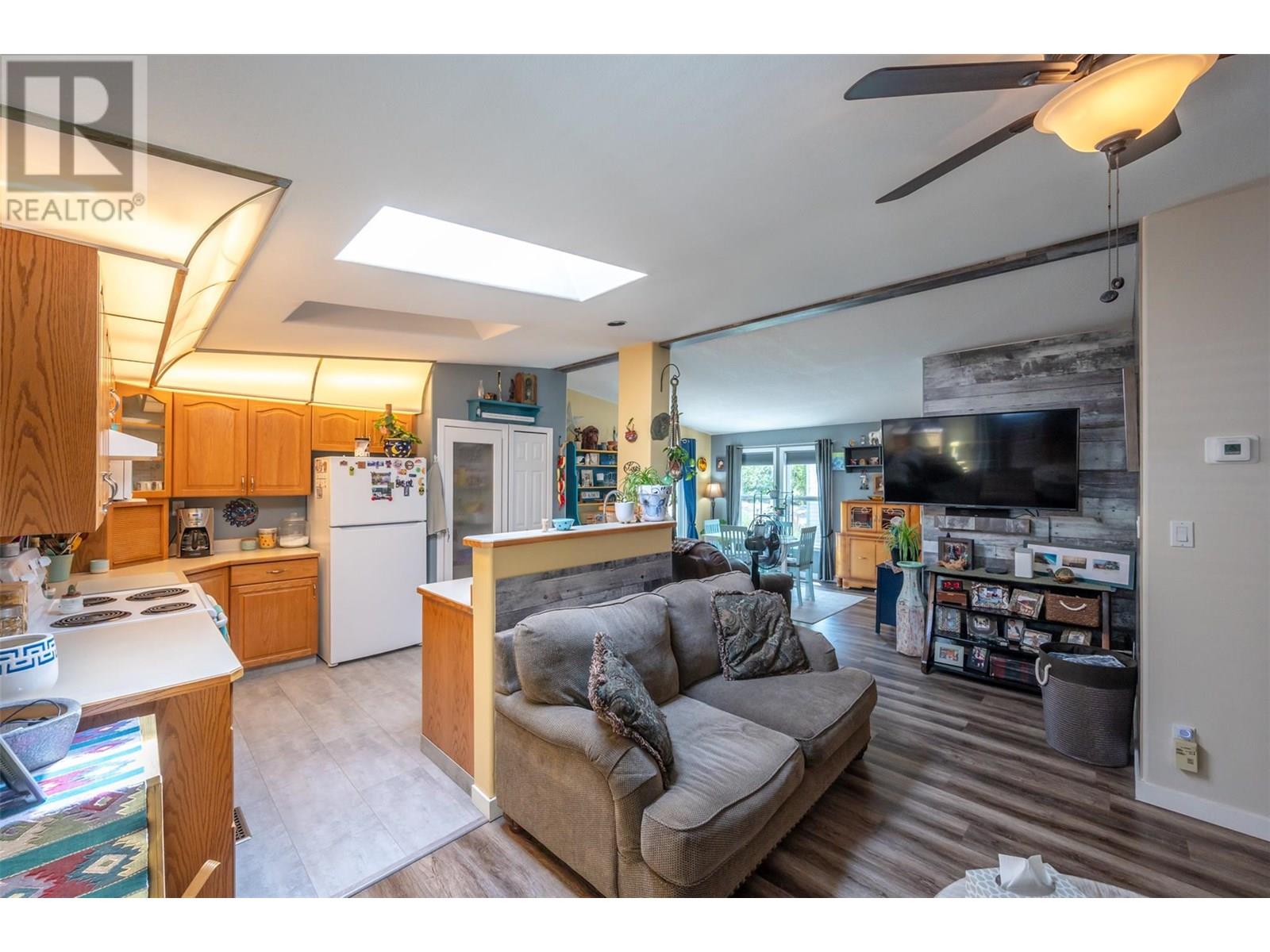 4505 McLean Creek Road Unit# F6, Okanagan Falls