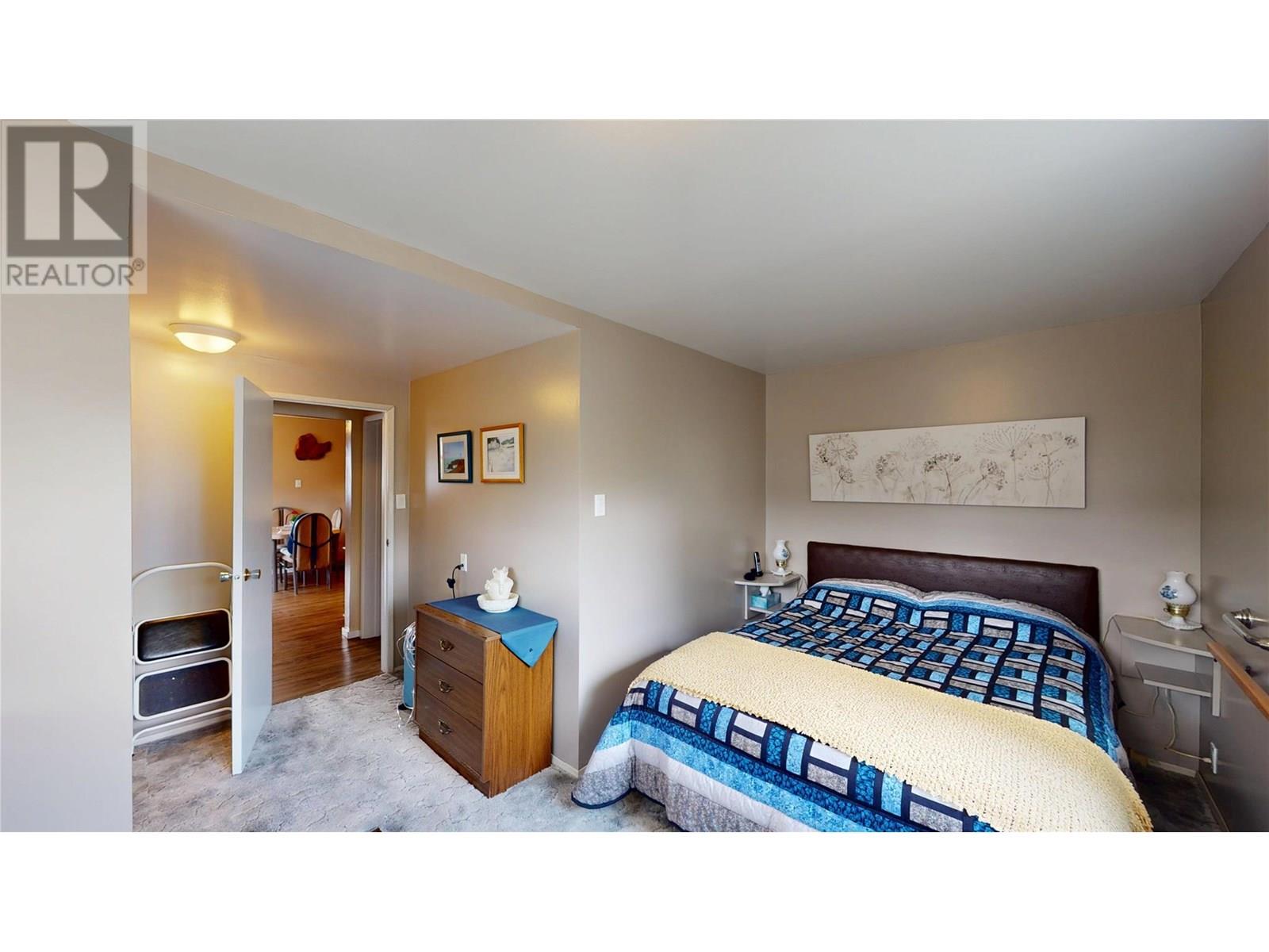 306 6th Street S, Cranbrook