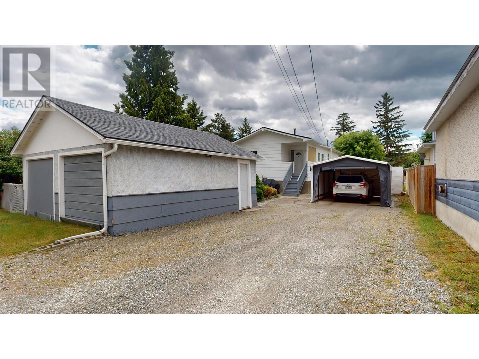 306 6th Street S, Cranbrook