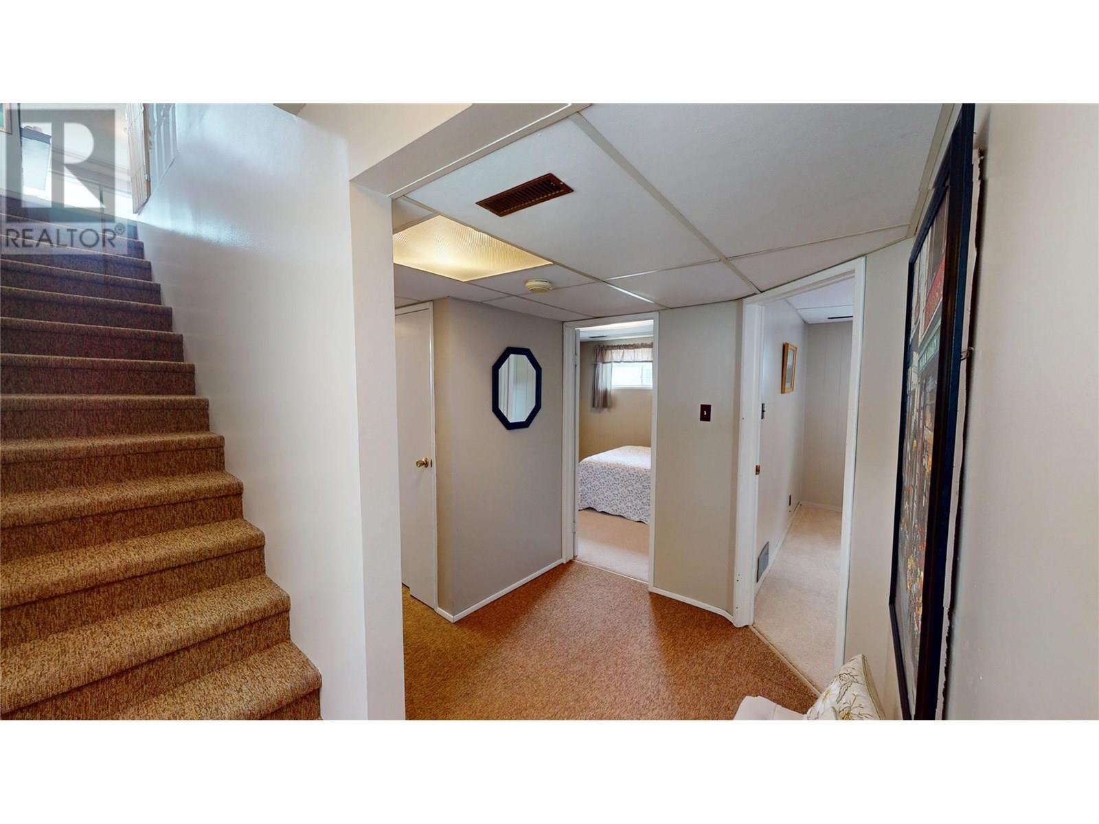 306 6th Street S, Cranbrook