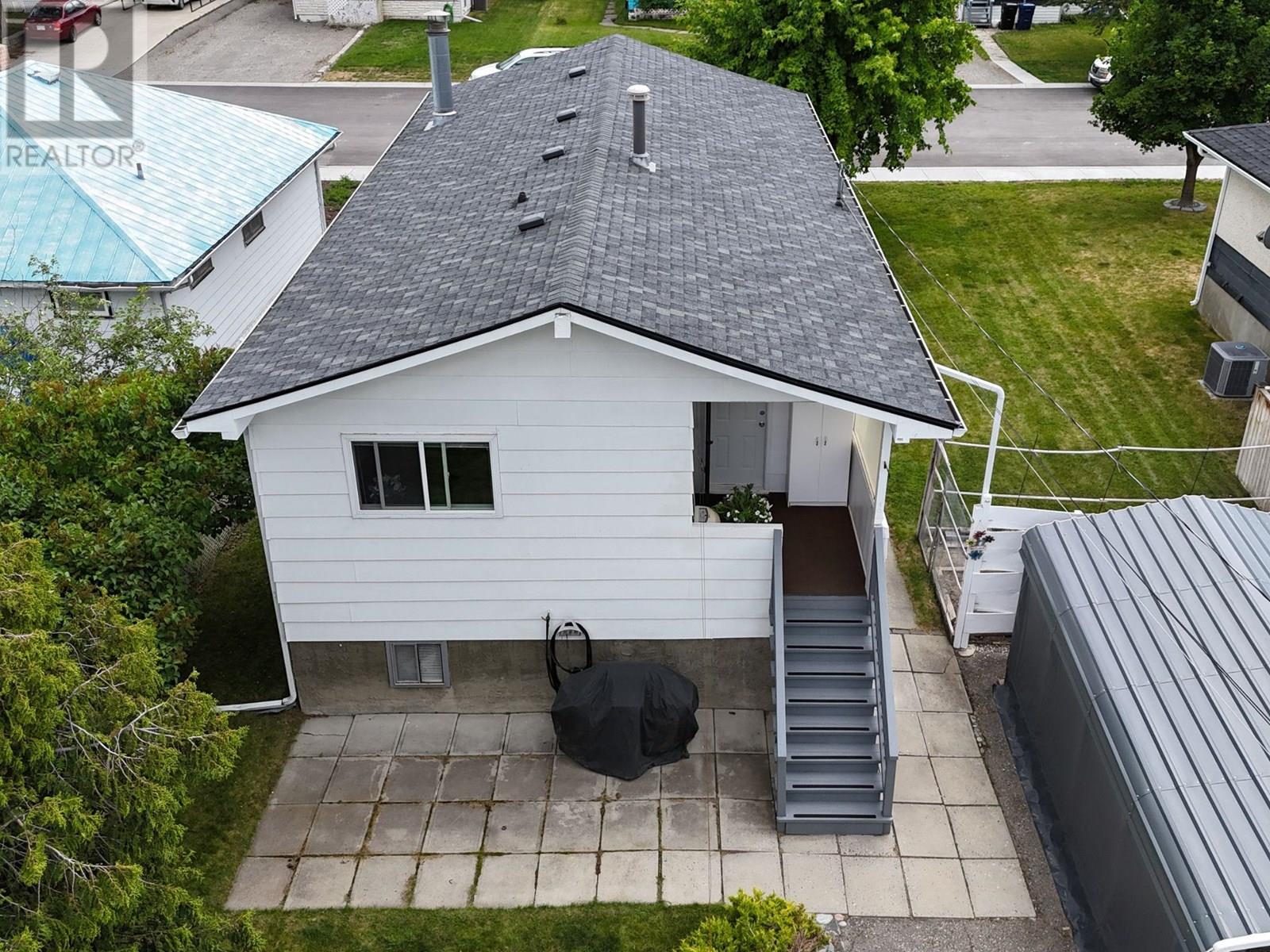 306 6th Street S, Cranbrook