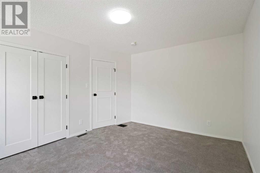 Single Family House for Sale in   Avenue NW Mount Pleasant Calgary 