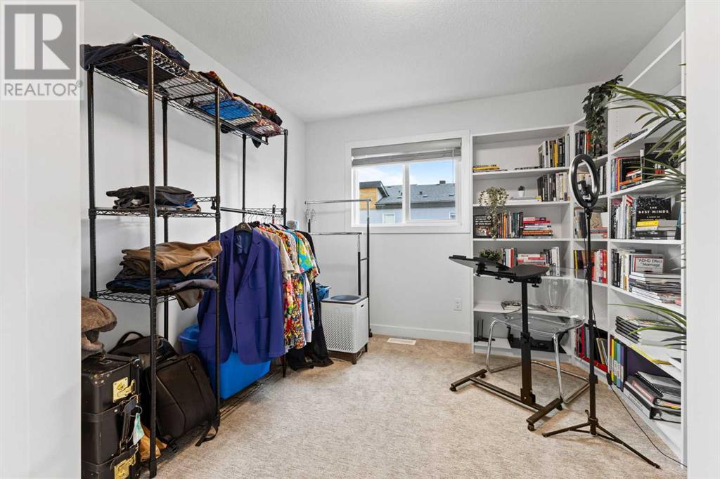 Single Family House for Sale in    Avenue NW Montgomery Calgary 