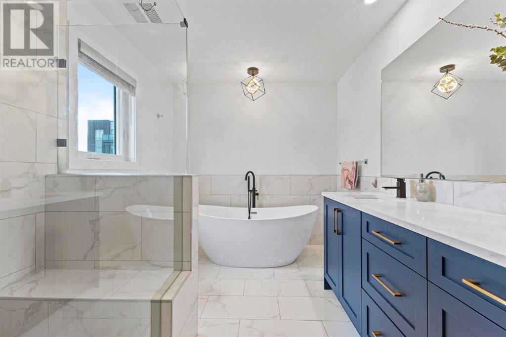 Single Family House for Sale in    Avenue NW Montgomery Calgary 