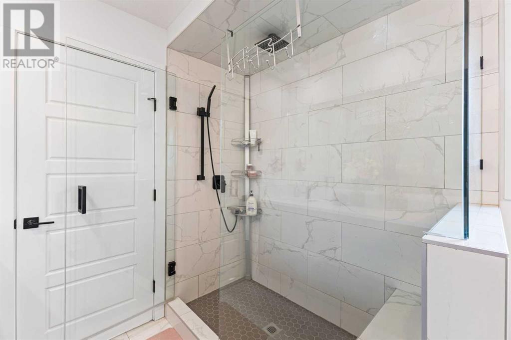 Single Family House for Sale in    Avenue NW Montgomery Calgary 