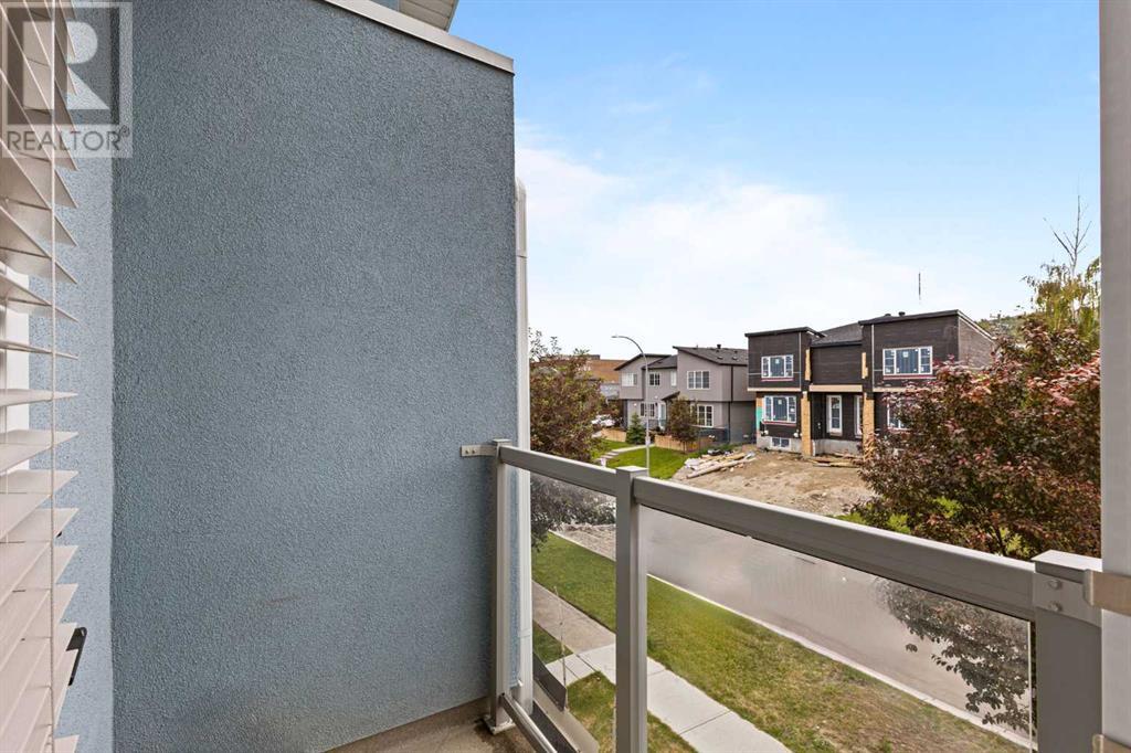 Single Family House for Sale in    Avenue NW Montgomery Calgary 