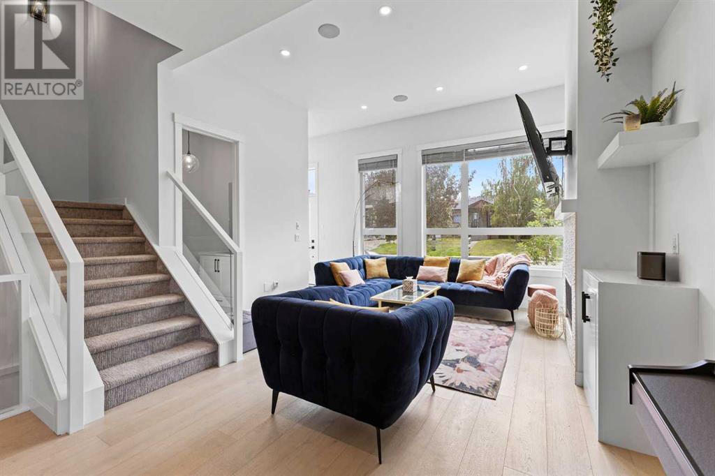 Single Family House for Sale in    Avenue NW Montgomery Calgary 