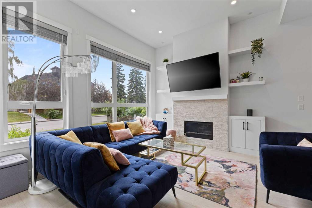Single Family House for Sale in    Avenue NW Montgomery Calgary 