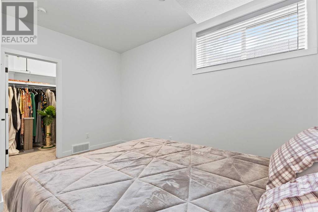 Single Family House for Sale in    Avenue NW Montgomery Calgary 