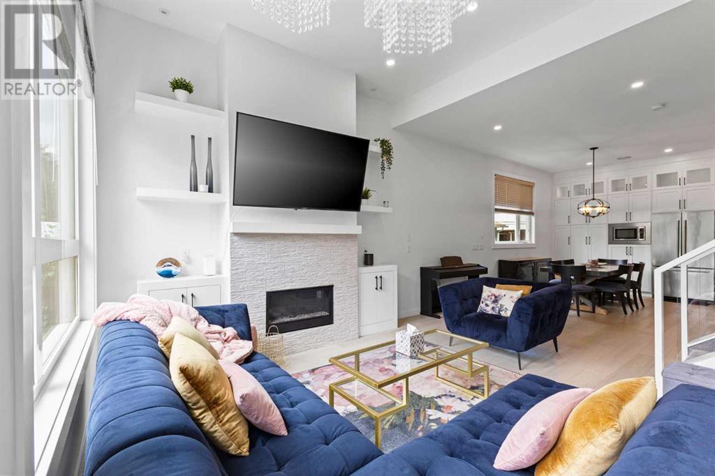 Single Family House for Sale in    Avenue NW Montgomery Calgary 