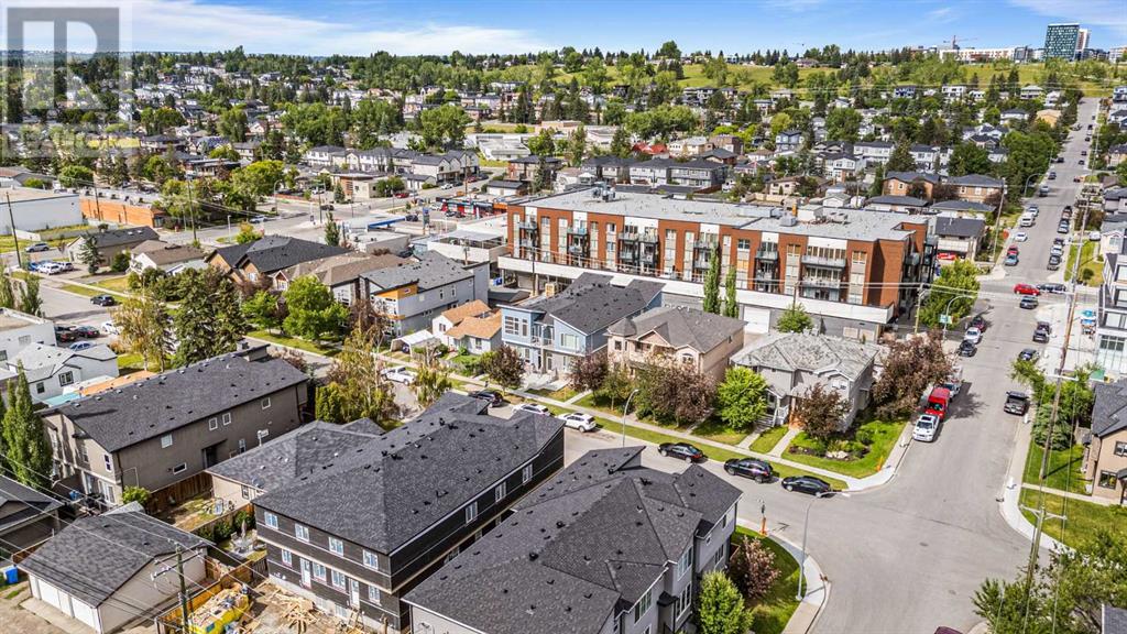 Single Family House for Sale in    Avenue NW Montgomery Calgary 