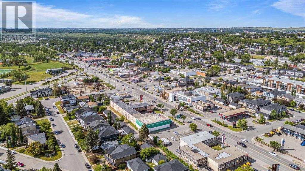 Single Family House for Sale in    Avenue NW Montgomery Calgary 