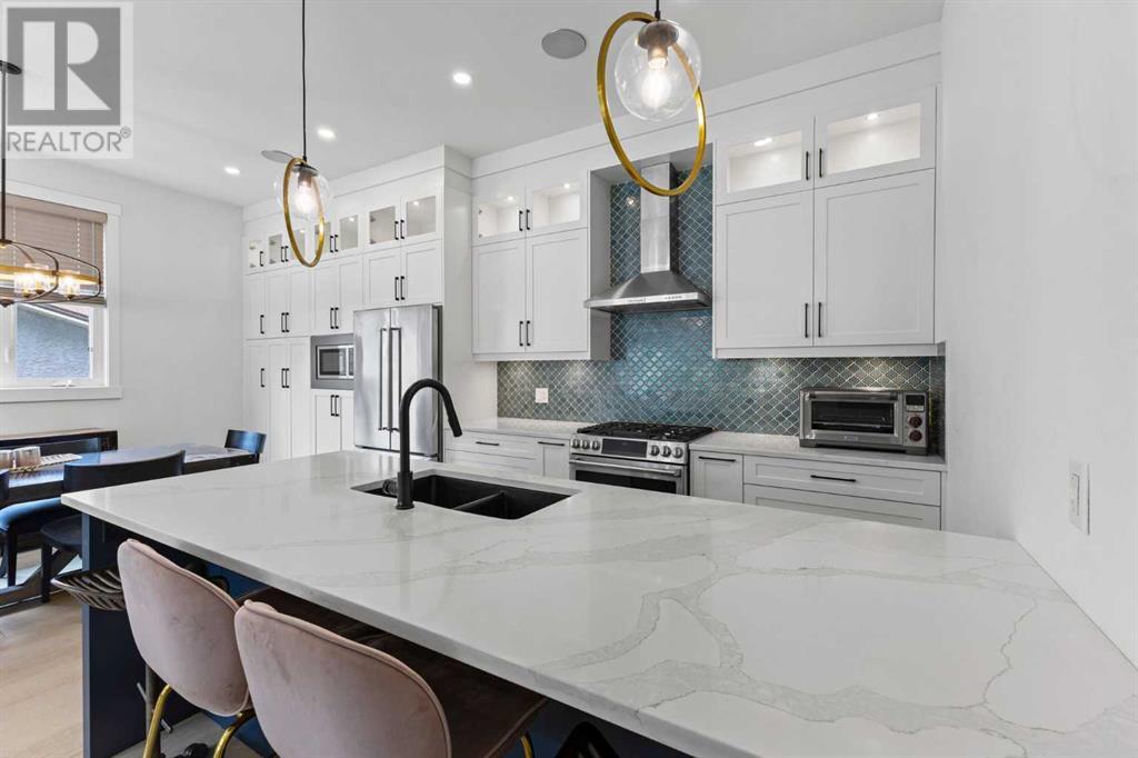 Single Family House for Sale in    Avenue NW Montgomery Calgary 
