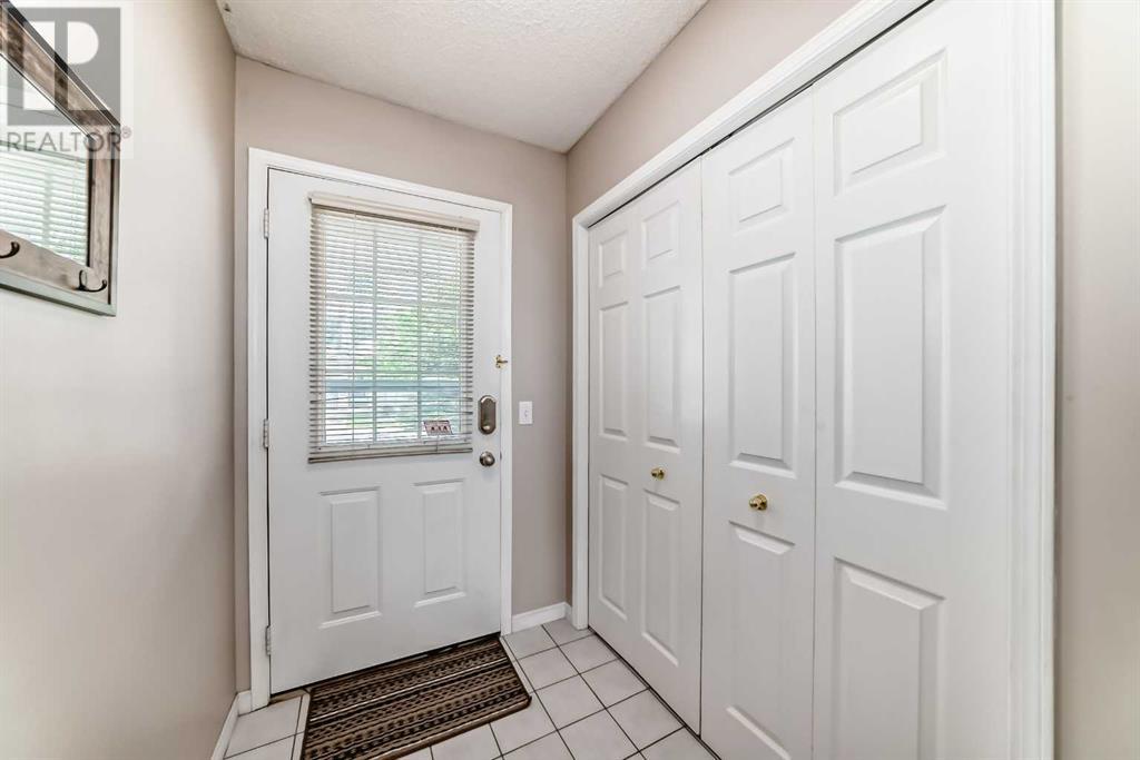 Single Family House 4 Level for Sale in  Kingsland Court SW Kingsland Calgary 