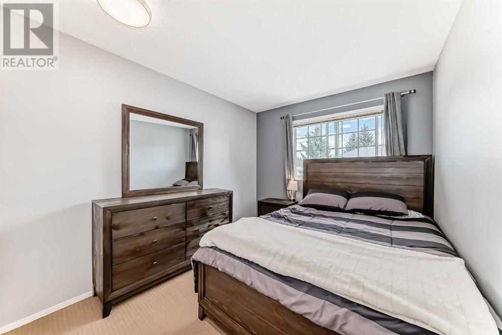 Single Family House 4 Level for Sale in  Kingsland Court SW Kingsland Calgary 