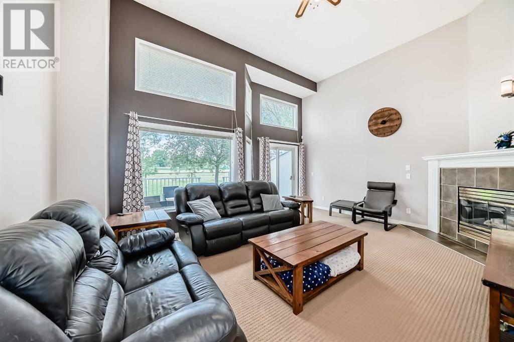 Single Family House 4 Level for Sale in  Kingsland Court SW Kingsland Calgary 