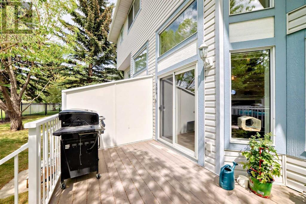 Single Family House 4 Level for Sale in  Kingsland Court SW Kingsland Calgary 