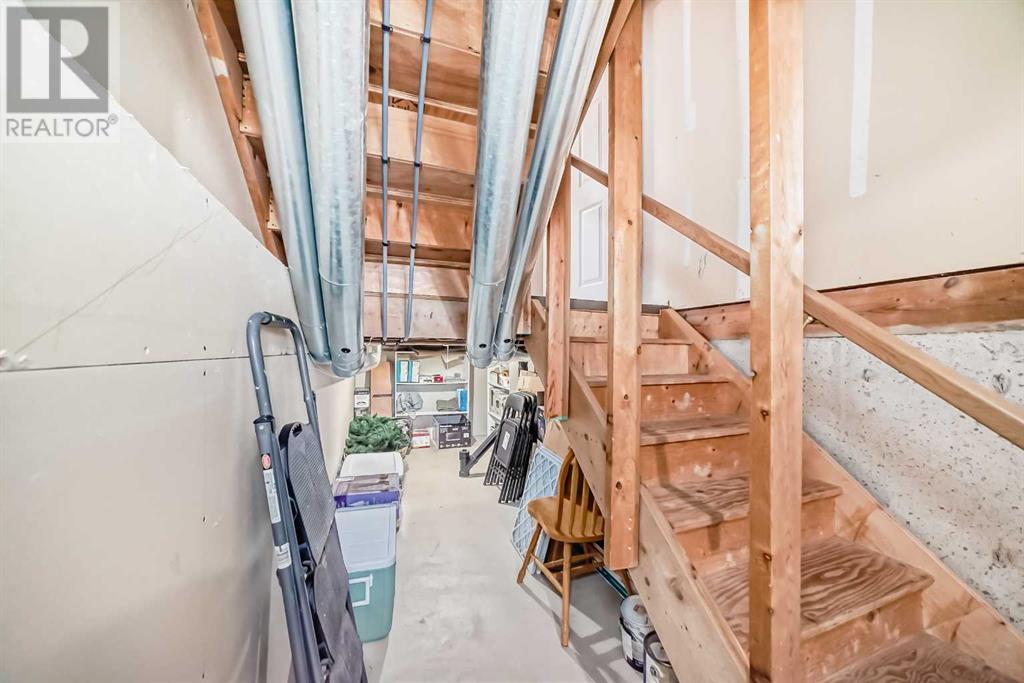 Single Family House 4 Level for Sale in  Kingsland Court SW Kingsland Calgary 