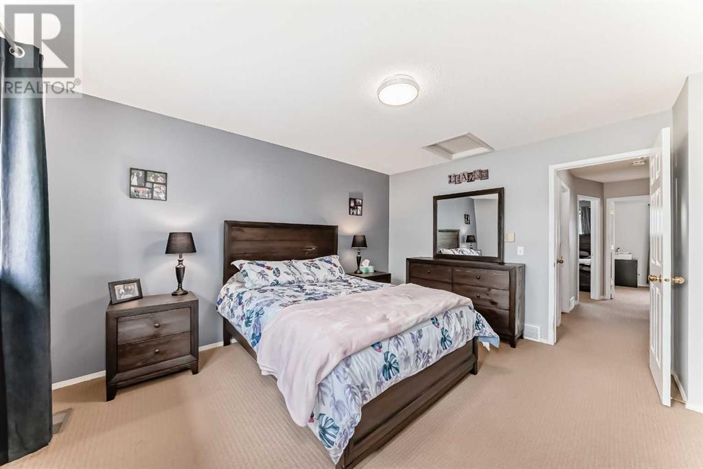 Single Family House 4 Level for Sale in  Kingsland Court SW Kingsland Calgary 
