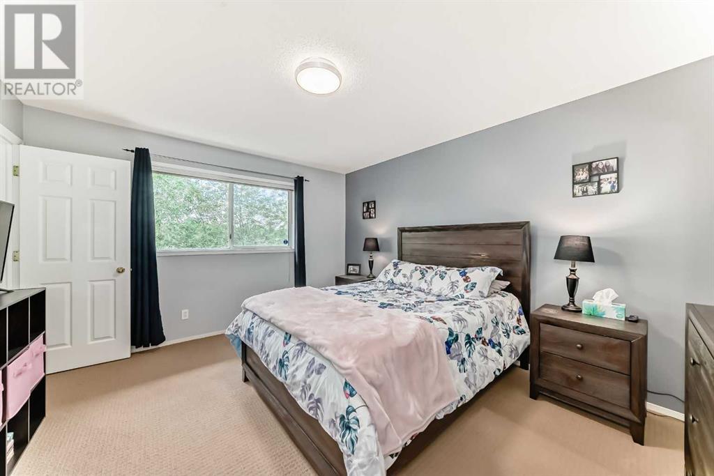 Single Family House 4 Level for Sale in  Kingsland Court SW Kingsland Calgary 