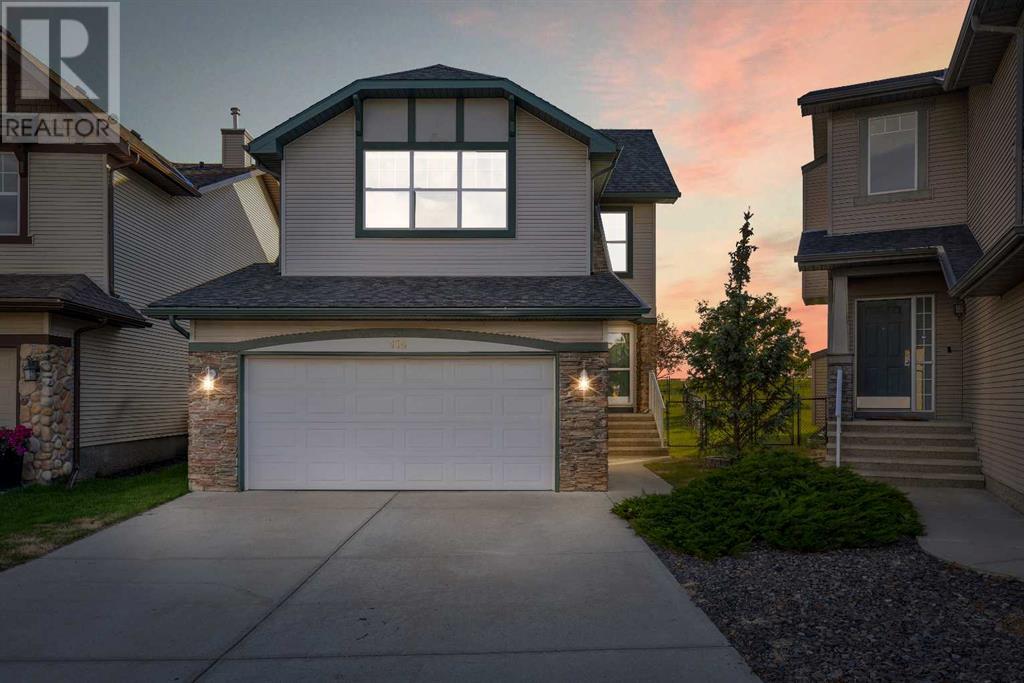 Single Family House for Sale in  Cougarstone Court SW Cougar Ridge Calgary 