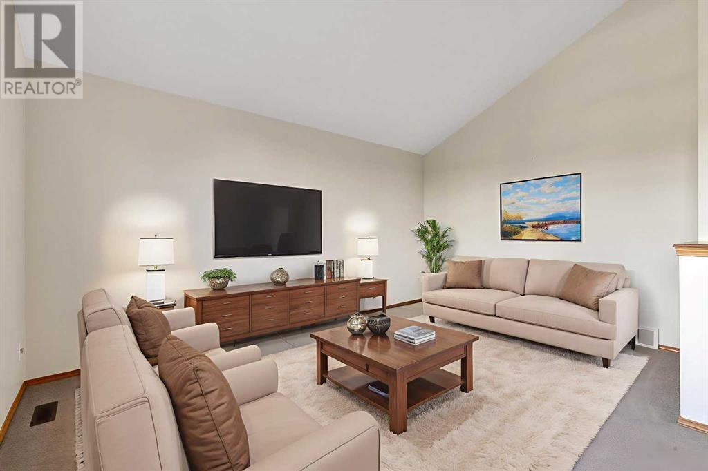 Single Family House for Sale in  Cougarstone Court SW Cougar Ridge Calgary 