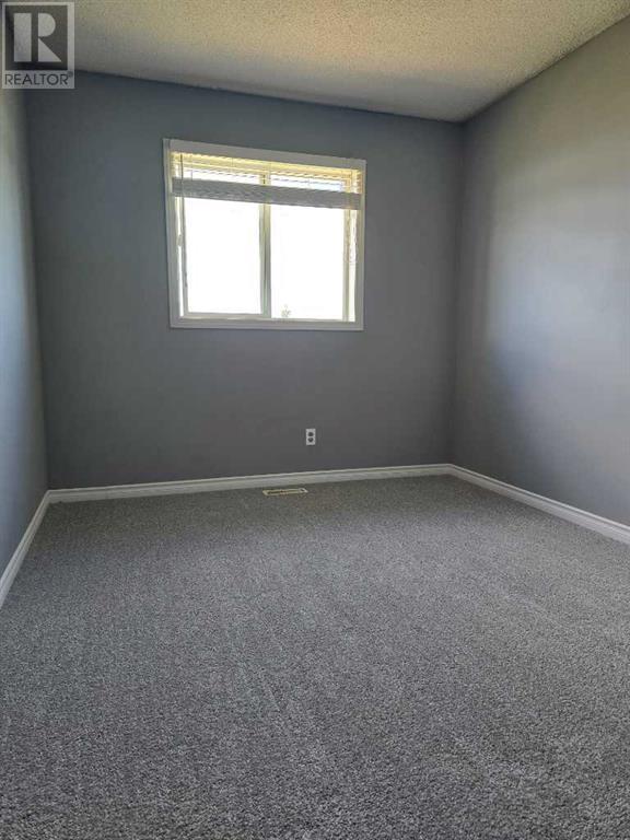 Single Family House for Sale in  Bridlewood Way SW Bridlewood Calgary 