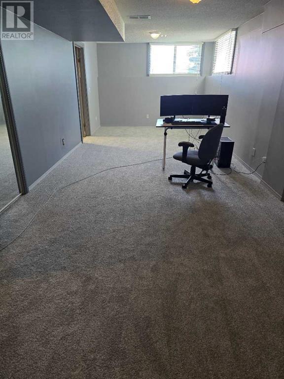Single Family House for Sale in  Bridlewood Way SW Bridlewood Calgary 