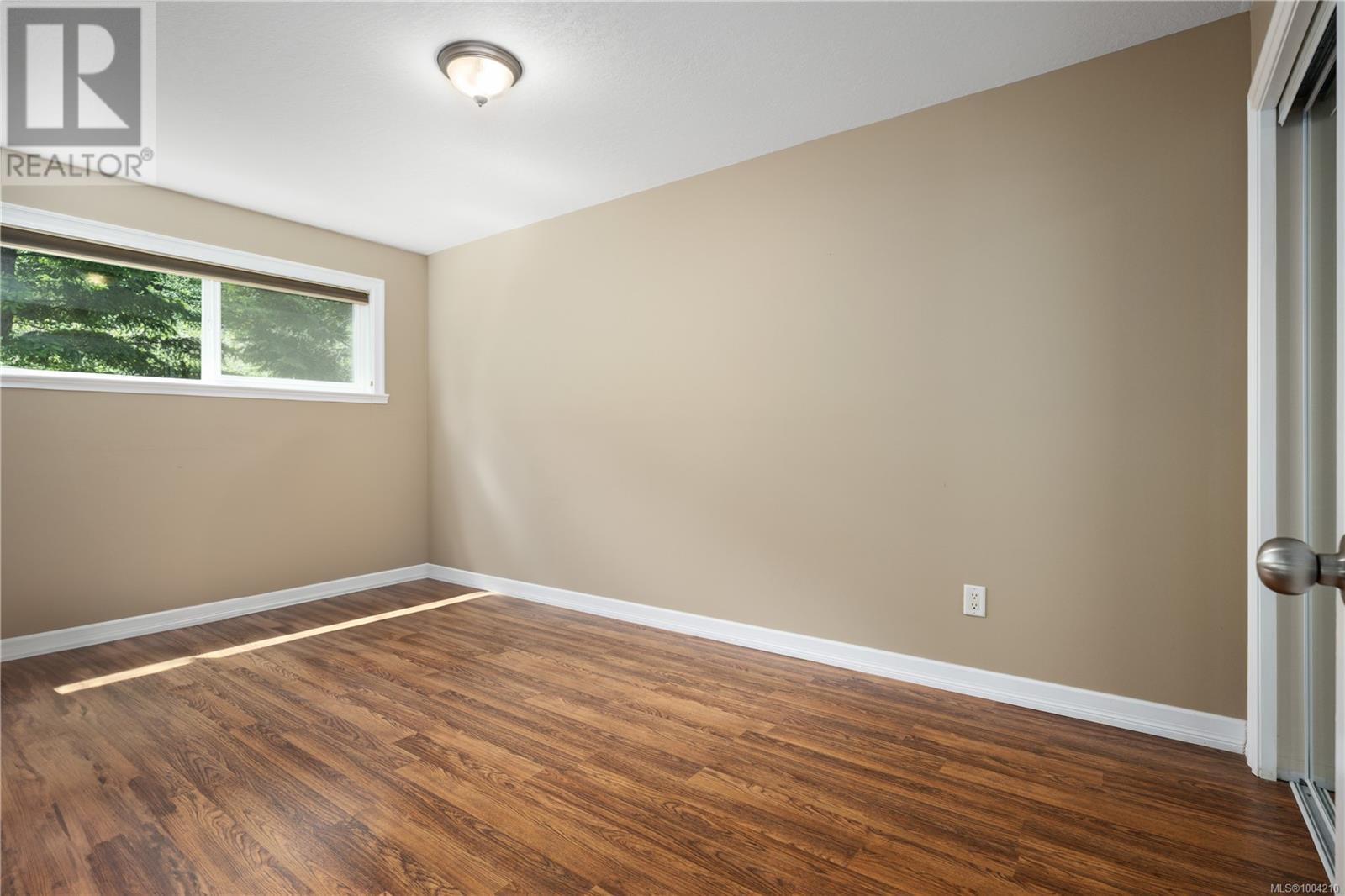 Photo 7 of 10 606 Farrell Rd, Ladysmith BC
