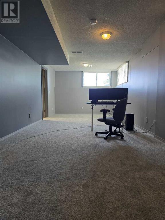 Single Family House for Sale in  Bridlewood Way SW Bridlewood Calgary 