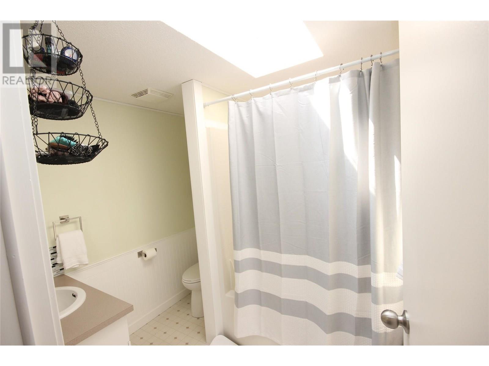 54 1525 Westside Road South, Kelowna