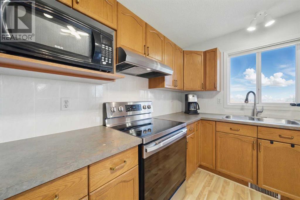 Single Family House for Sale in  Bridlewood Way SW Bridlewood Calgary 