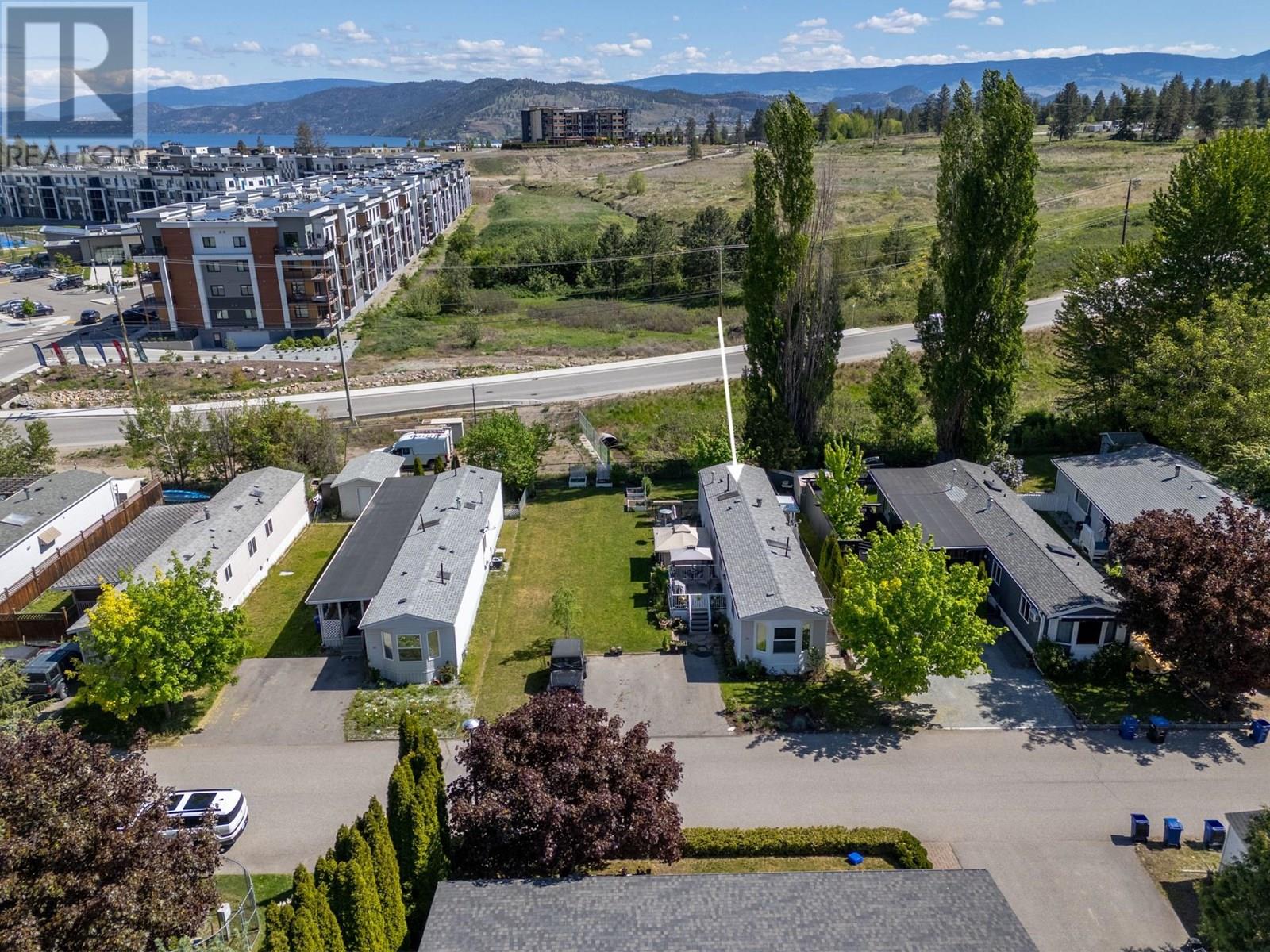 54 1525 Westside Road South, Kelowna