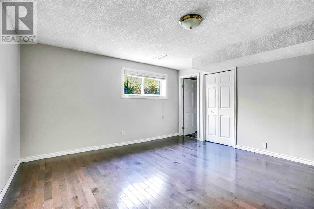 Single Family House Bungalow for Sale in  Cornwallis Drive NW Cambrian Heights Calgary 